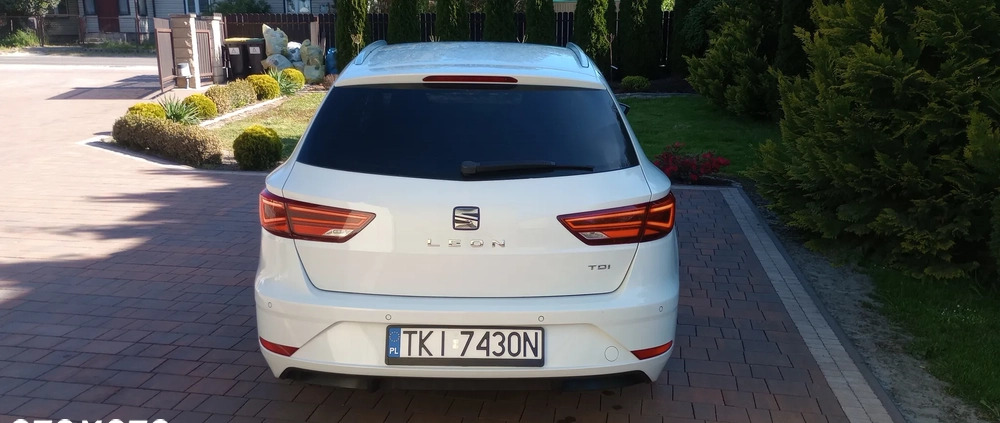 Seat Leon cena 55000 przebieg: 120000, rok produkcji 2017 z Kielce małe 529